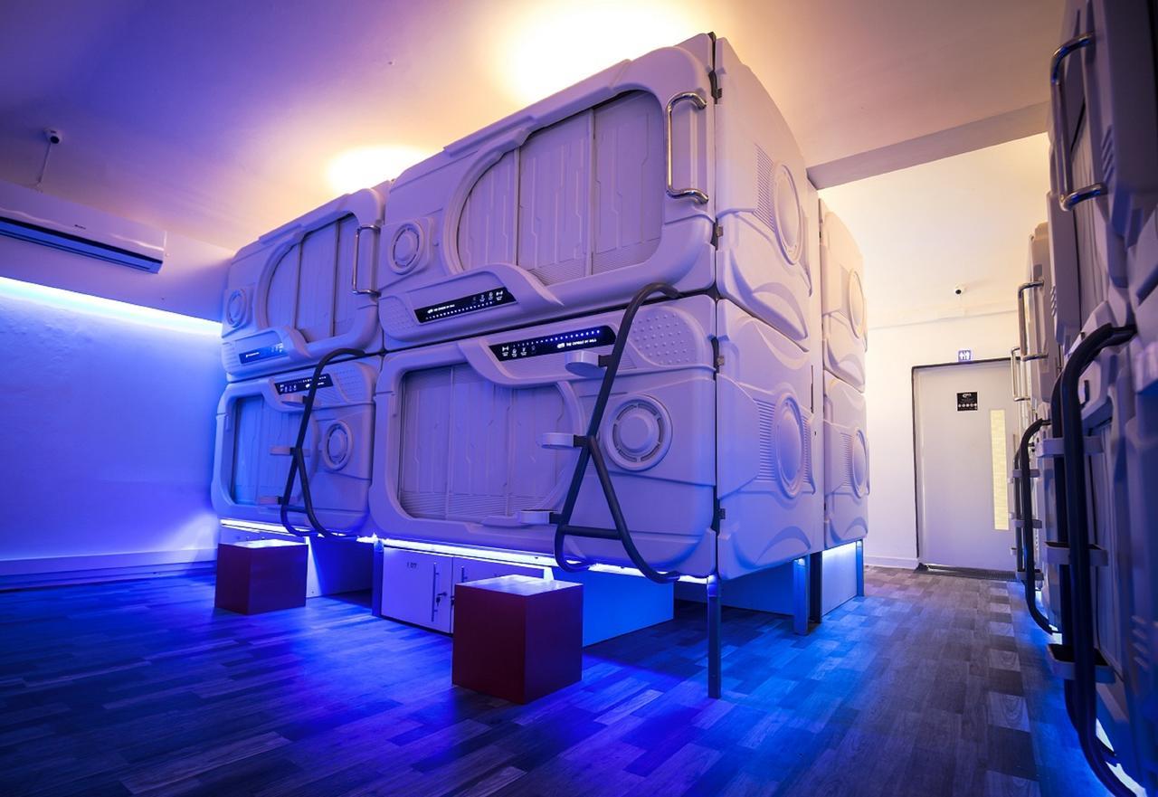 The Capsule Hotel Colombo Extérieur photo