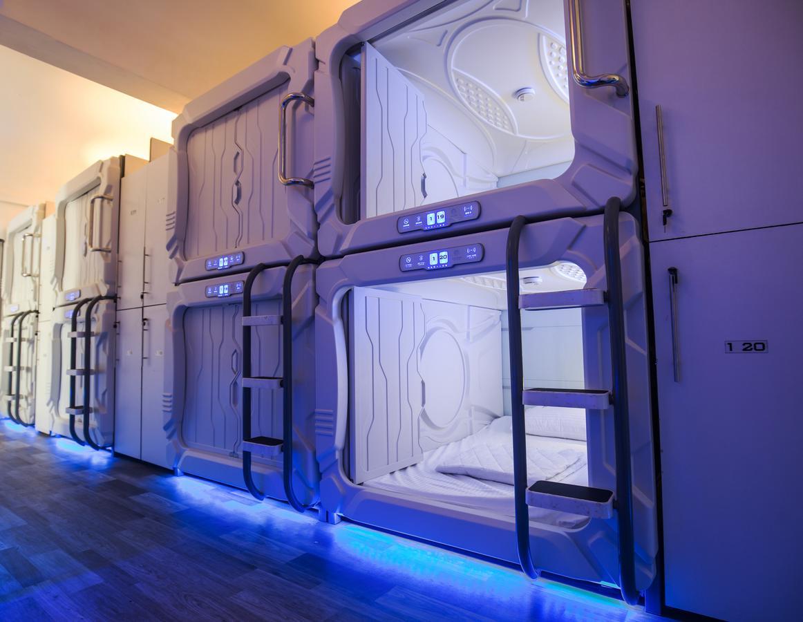 The Capsule Hotel Colombo Extérieur photo